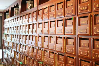 从中医角度解析喉癌症状,郑州哪家医院看喉癌好?